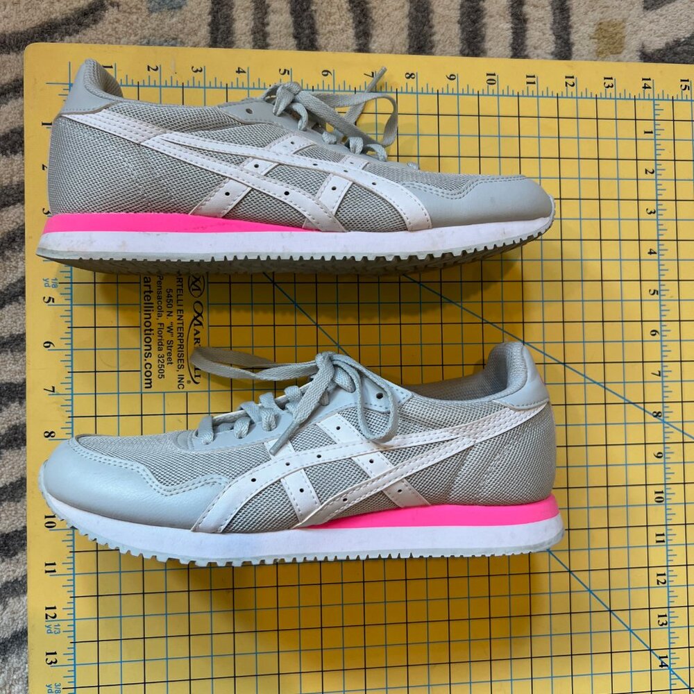 ASICS Tiger Runner Glacier Grey/White 8.5 women's - Picture 3 of 8
